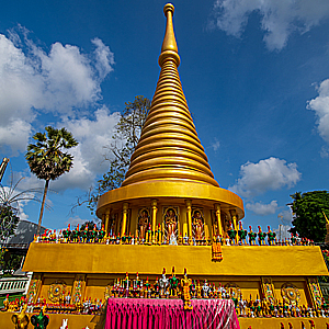 Wat Chedi Ai Khai (Egg Boy)